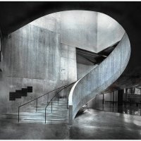 C Kevin Faulkner - The Tate modern staircase